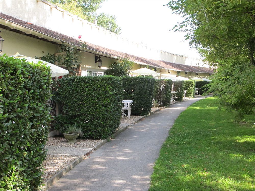 Hotel Acostel Meaux Eksteriør billede