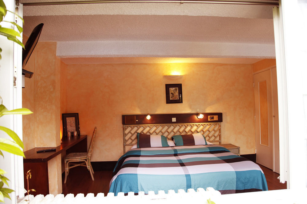 Hotel Acostel Meaux Eksteriør billede